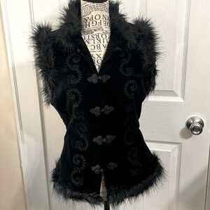 Warehouse US size 6 faux velvet Black vest